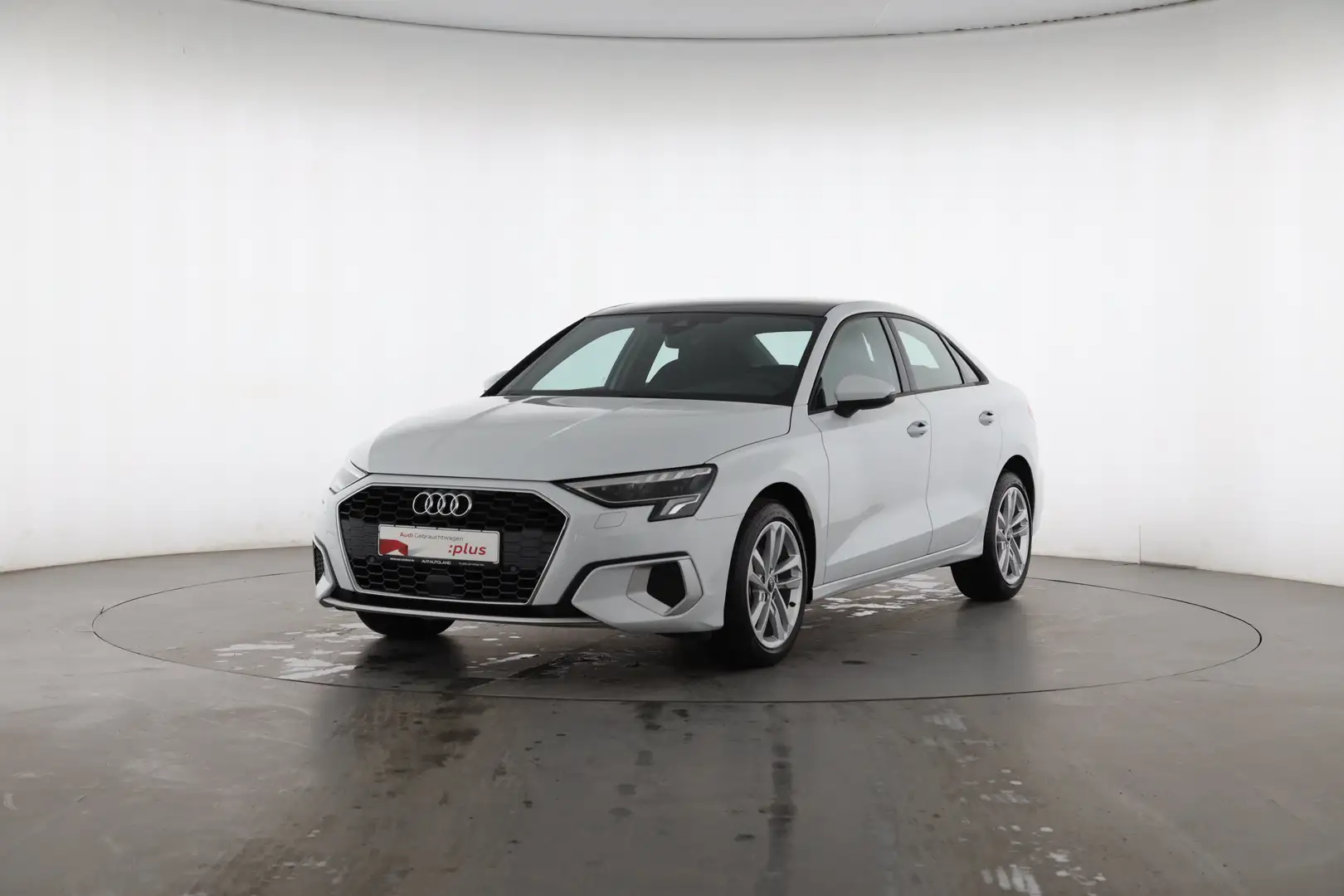 Audi A3 Limousine 30 TFSI S tronic advanced | PANO | Blanc - 2