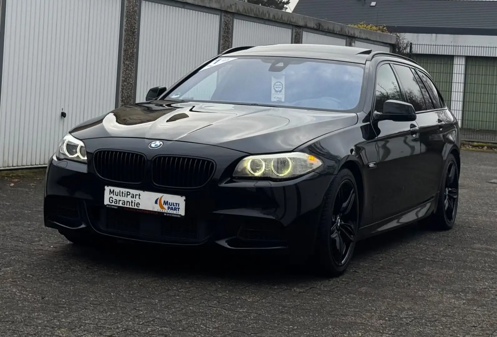 BMW 550 d xDrive Noir - 2