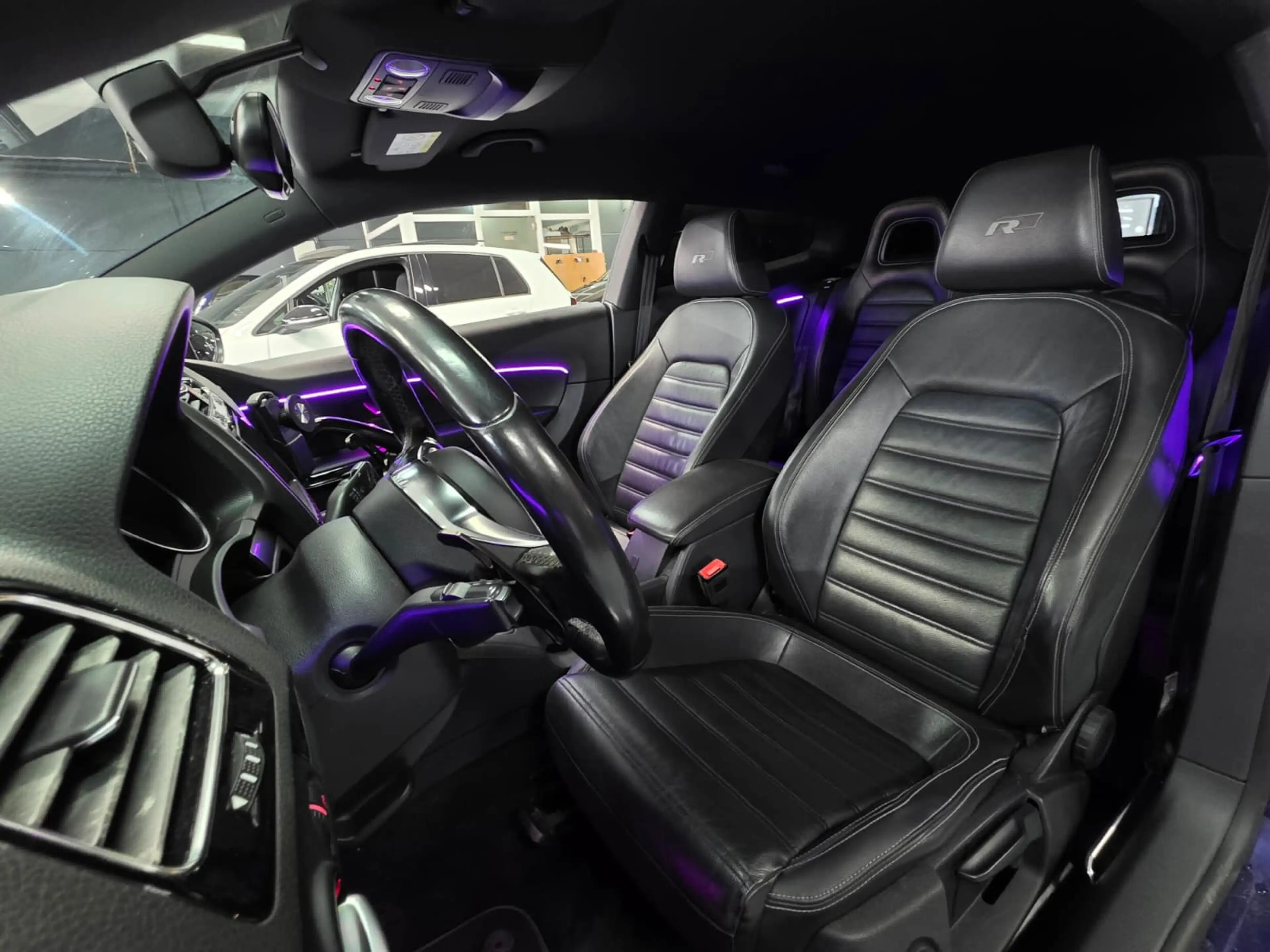 Volkswagen Scirocco Scirocco 2.0 TSI DSG — photo 9