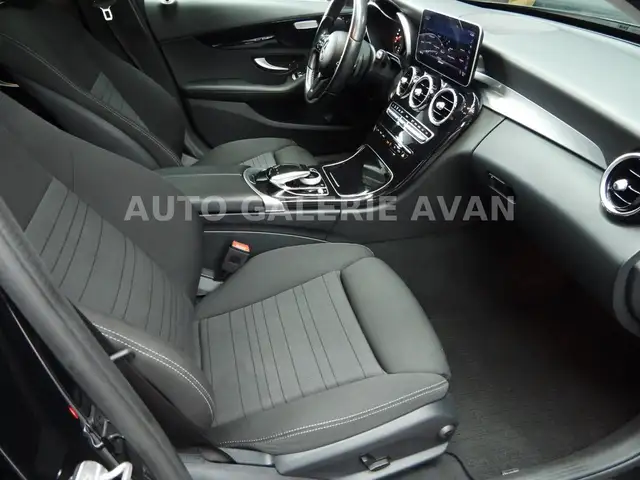 Mercedes-Benz C-Class view 16