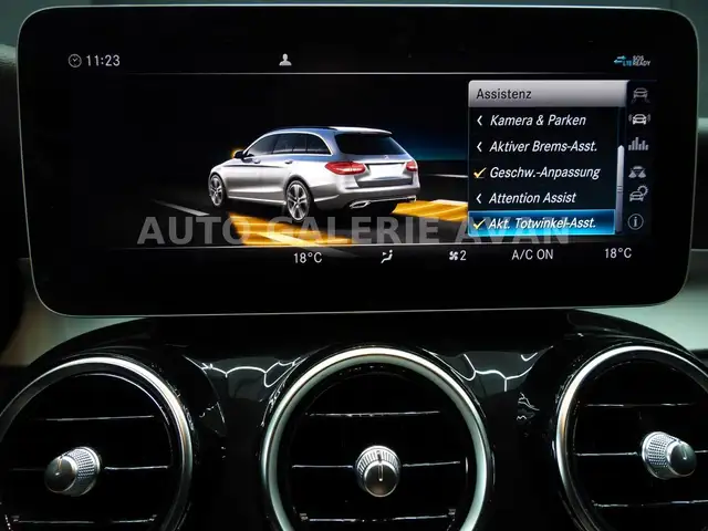 Mercedes-Benz C-Class view 21