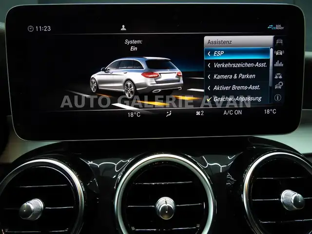 Mercedes-Benz C-Class view 20