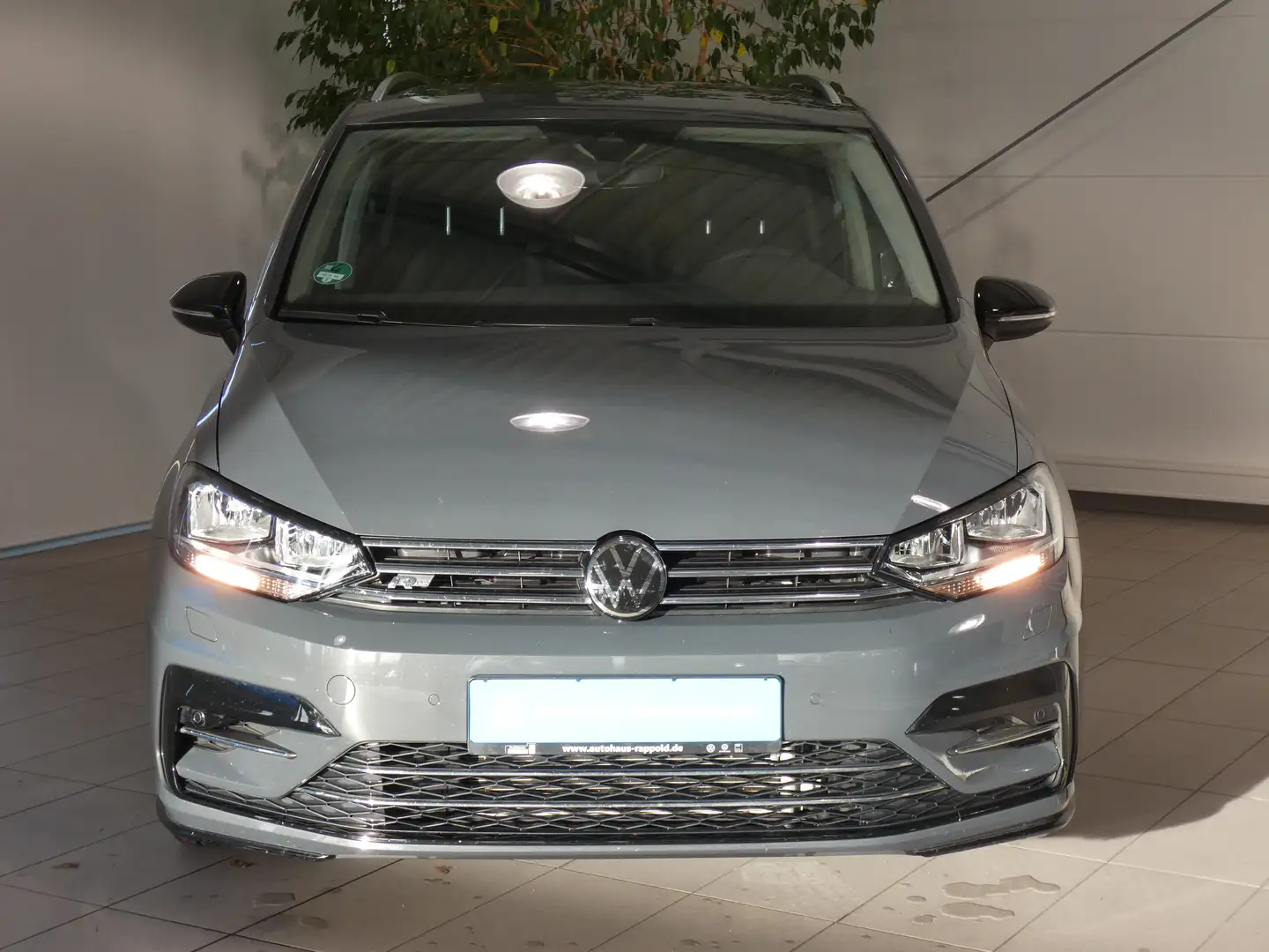Volkswagen Touran 1.5 TSI Goal DSG R-Line AHK NAVI Sportfahrwer Grau - 2