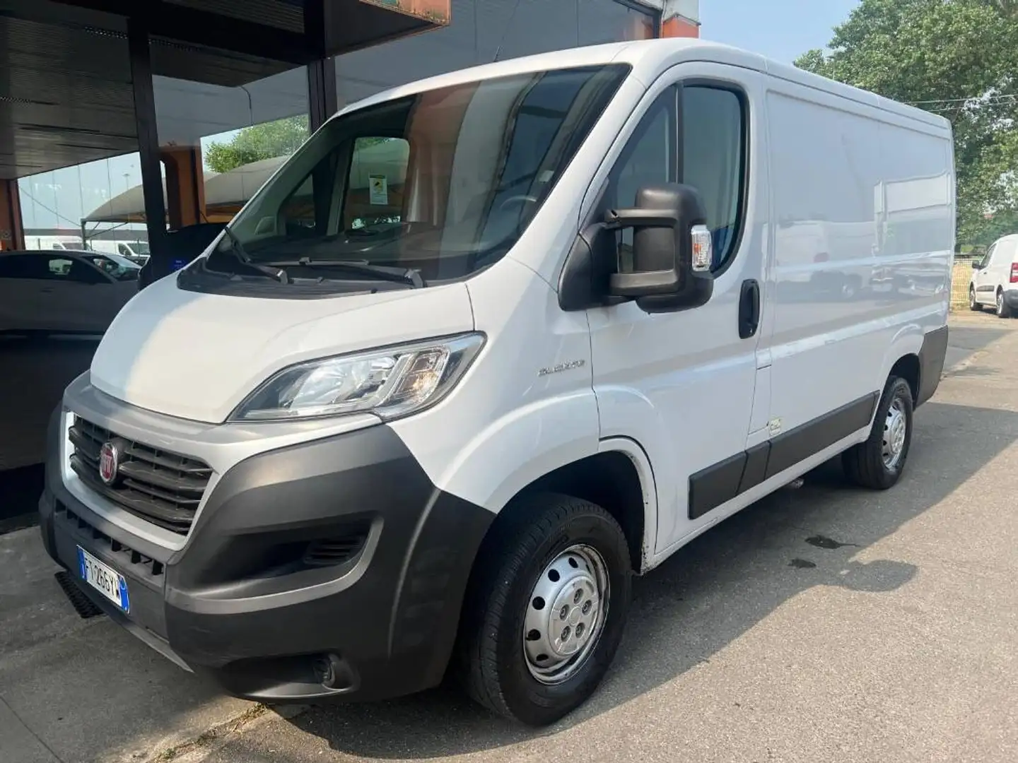 Fiat Ducato 30 CH1 2.0 mjt 115cv E6 Blanc - 1