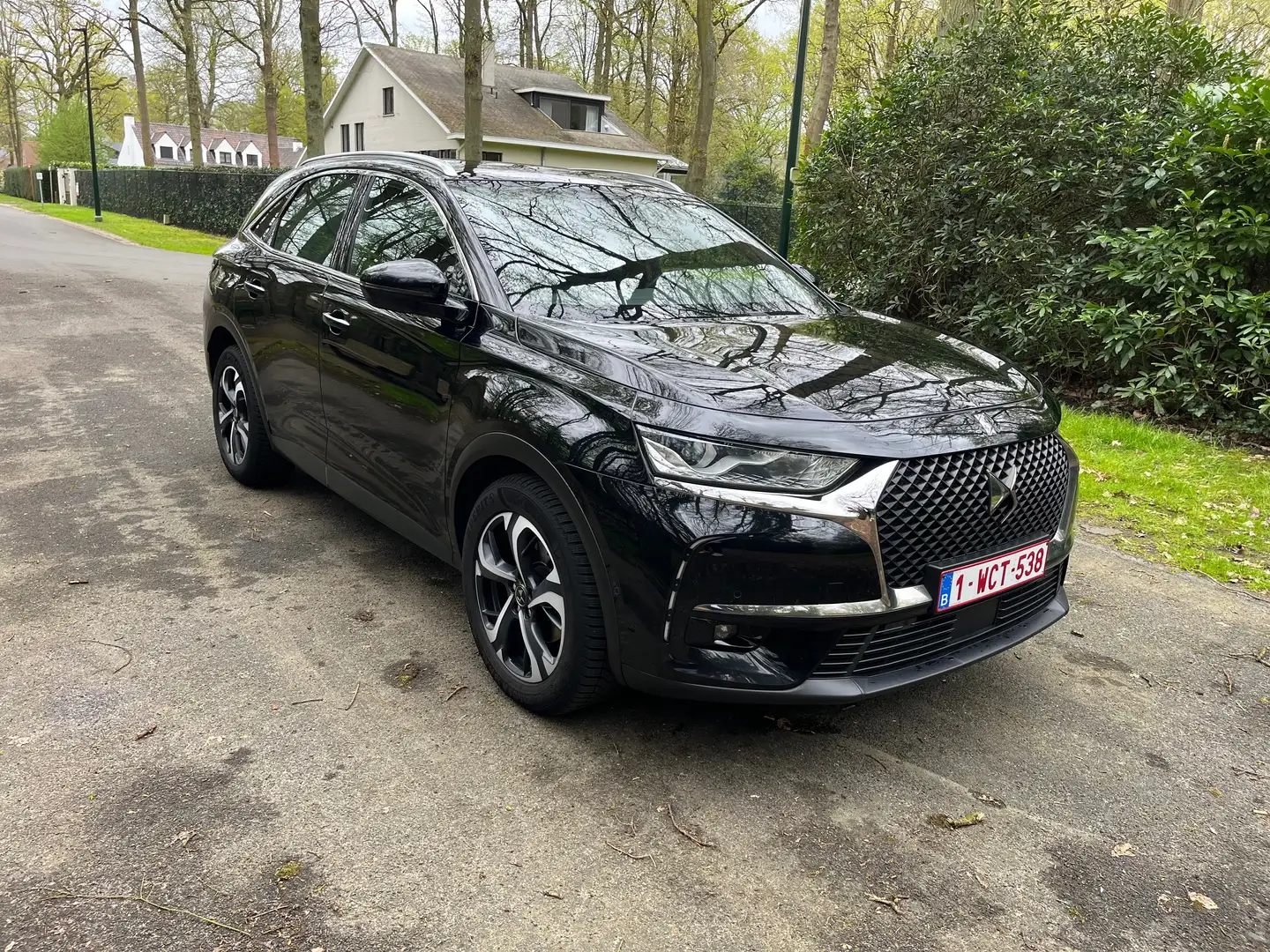 DS Automobiles DS 7 Crossback BHDi 130 Automatic So Chic Zwart - 1