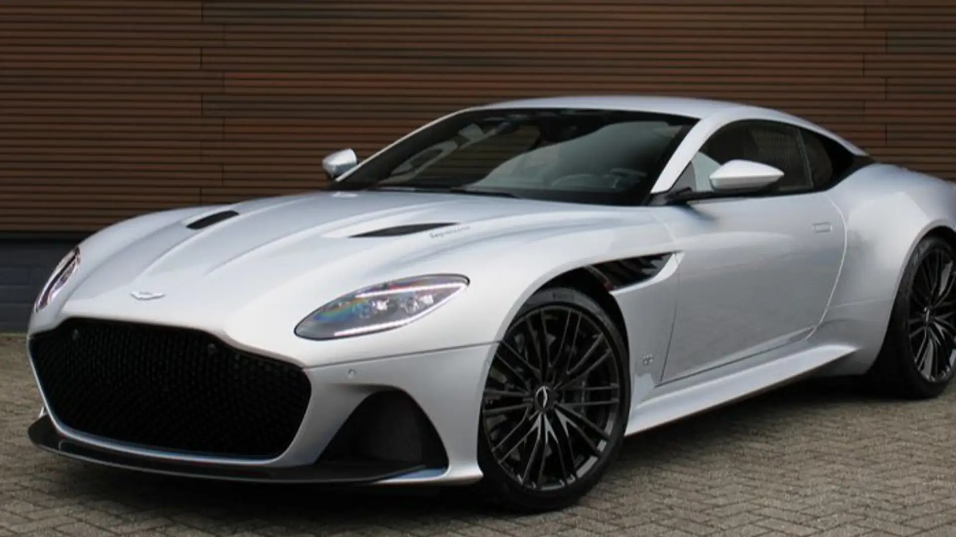 Aston Martin DBS Superleggera Argintiu - 1