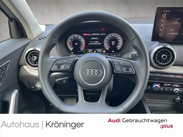 Audi Q2 view 11