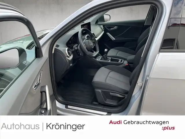 Audi Q2 view 7