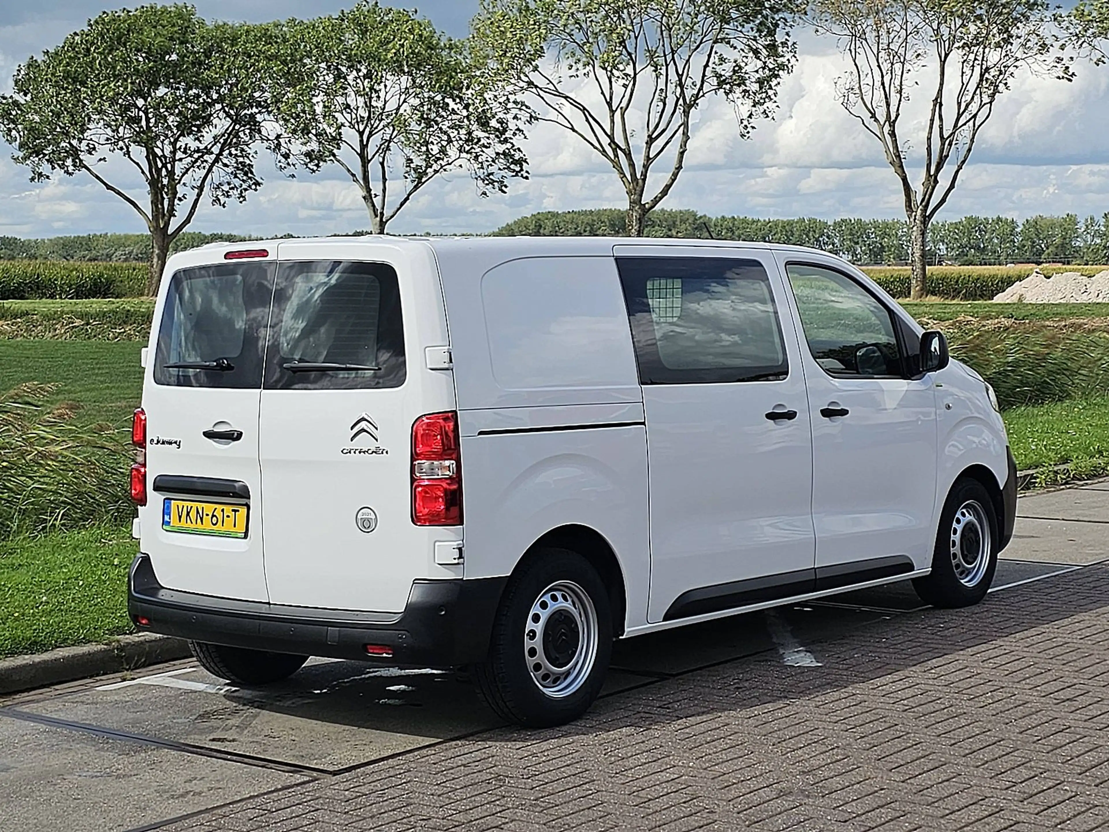Citroen Jumpy E-JUMPY L2 50kWh 230KM WLTP — photo 3