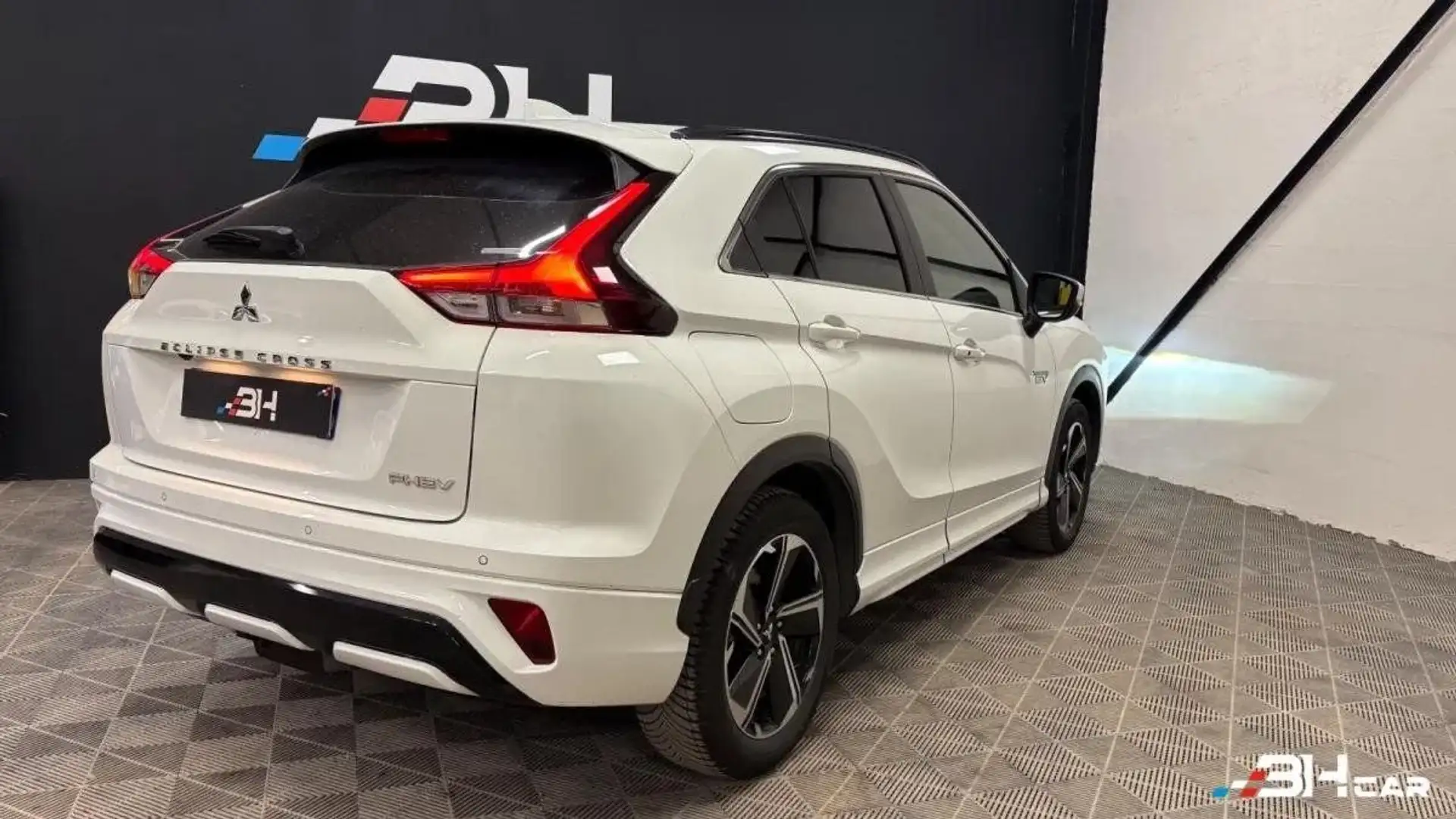 Mitsubishi Eclipse Cross 2.4 188H 100 TWIN-MOTOR PHEV HYBRID 13.8KWH INSTYLE 4WD BVA / Suivi COMPLET Blanco - 2