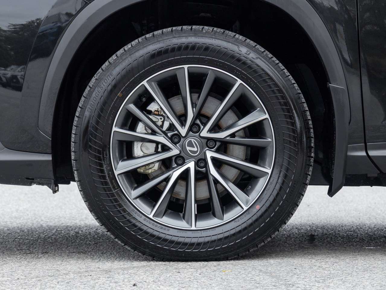 2026 Lexus NX NX 450h+ AWD ULTRA PREMIUM PKG I ONE OWNER I CLEAN CARFAX — photo 5