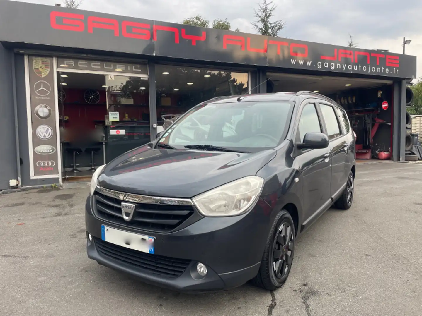 Dacia Lodgy 1.5 DCI 90CH ECO² AMBIANCE 7 PLACES Grijs - 1