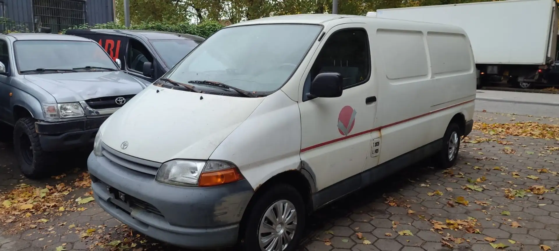 Toyota Hiace Toyota Hiace 1998 Old Engine Weiß - 2