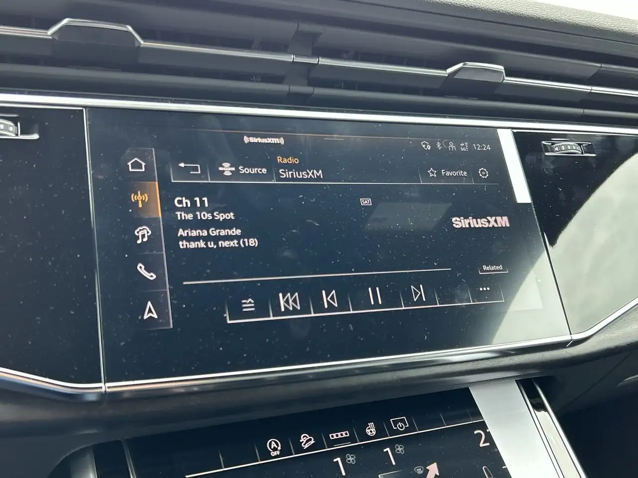 Audi Q7 снимка Audi Q7