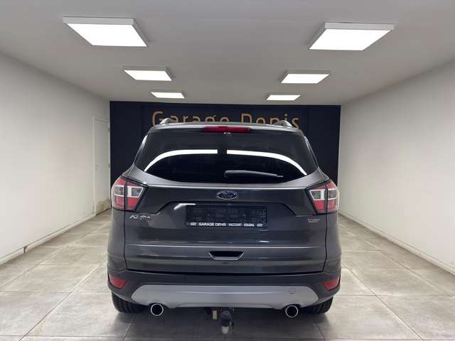 Ford Kuga — photo 7
