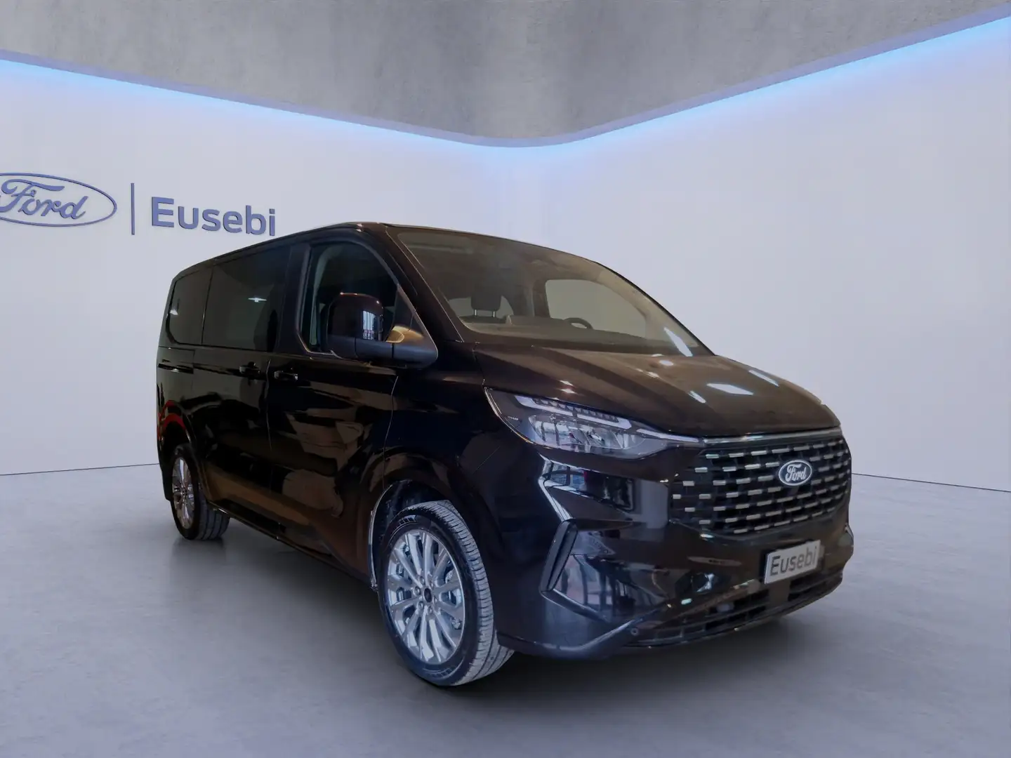 Ford Tourneo Custom 320 2.0 EcoBlue 170CV aut. PC Titanium Nero - 1