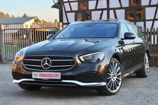 Mercedes-Benz E 400 E400d T 4Matic MULTi*PANO*WIDE*HEAD*BURMESTER*1H