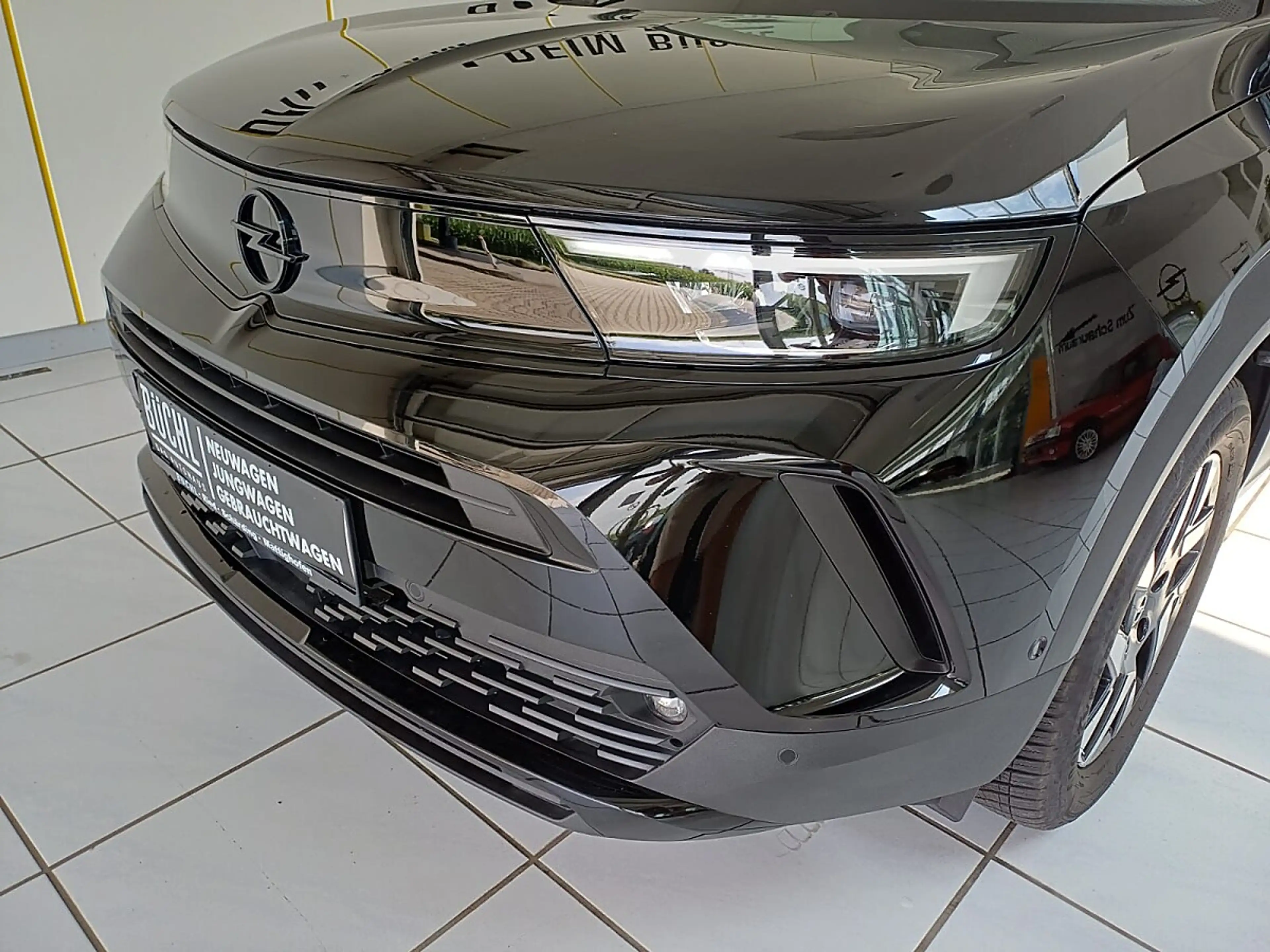 Opel Mokka 1,2 Direct Injection Turbo GS Aut. — photo 3
