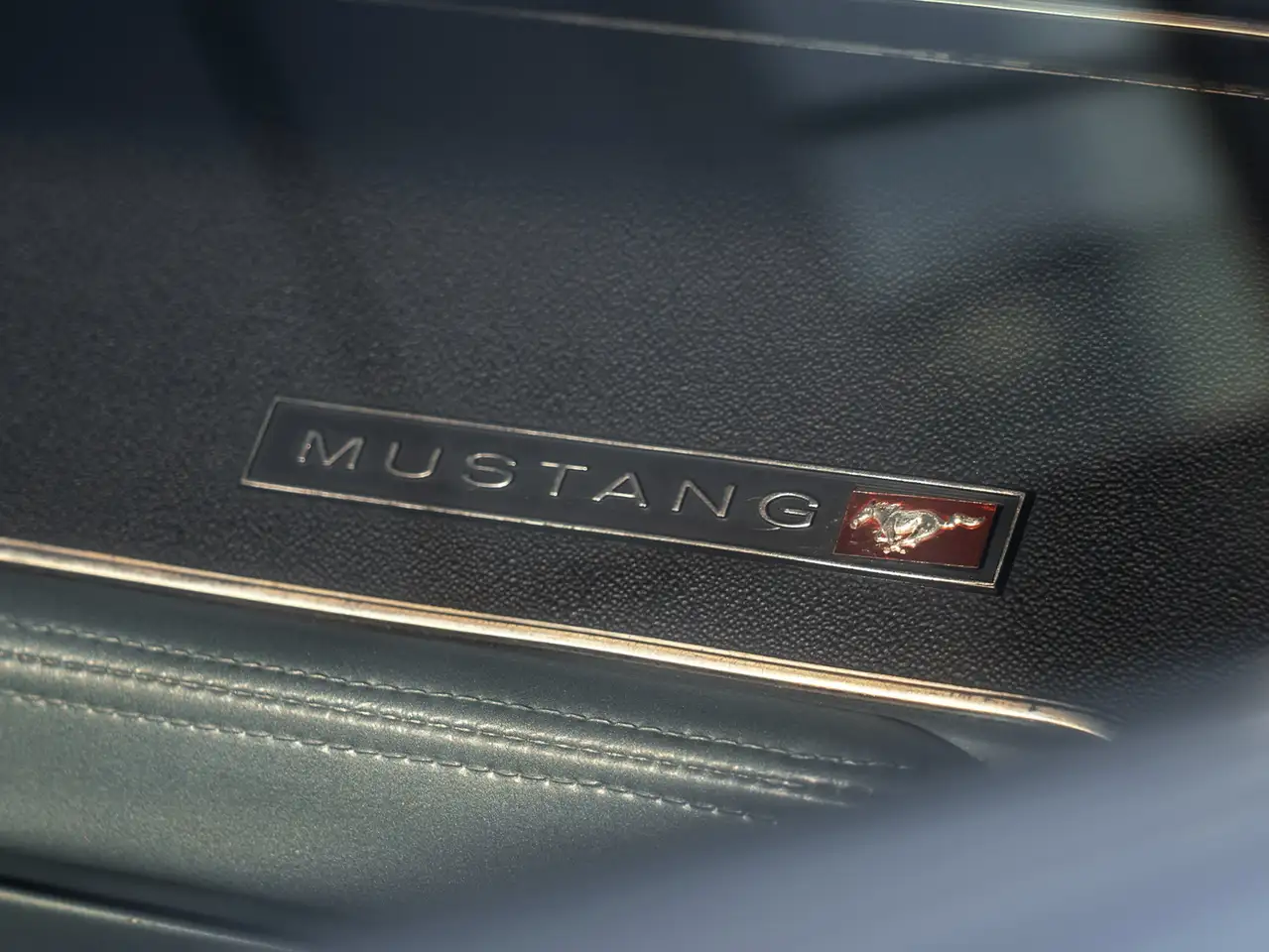 Ford Mustang снимка Ford Mustang