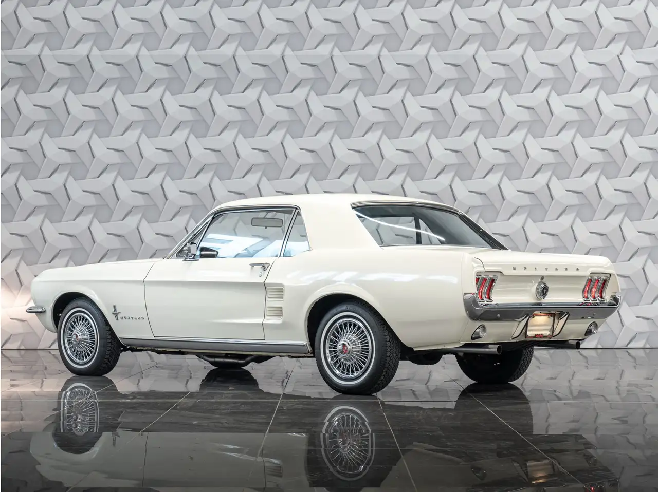 Ford Mustang снимка Ford Mustang