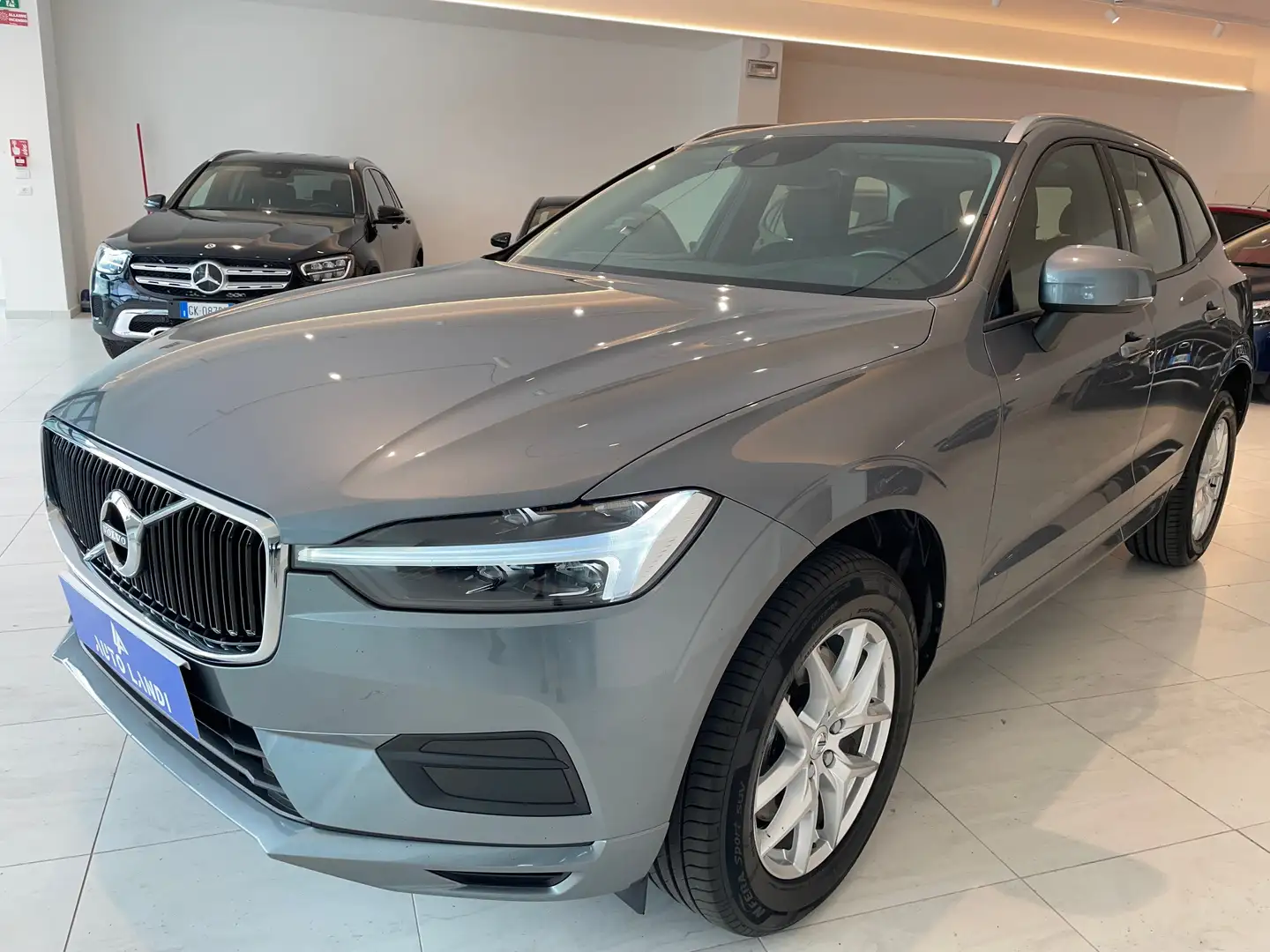 Volvo XC60 XC60 2.0 b4 Business Plus awd geartronic my20 Grigio - 1