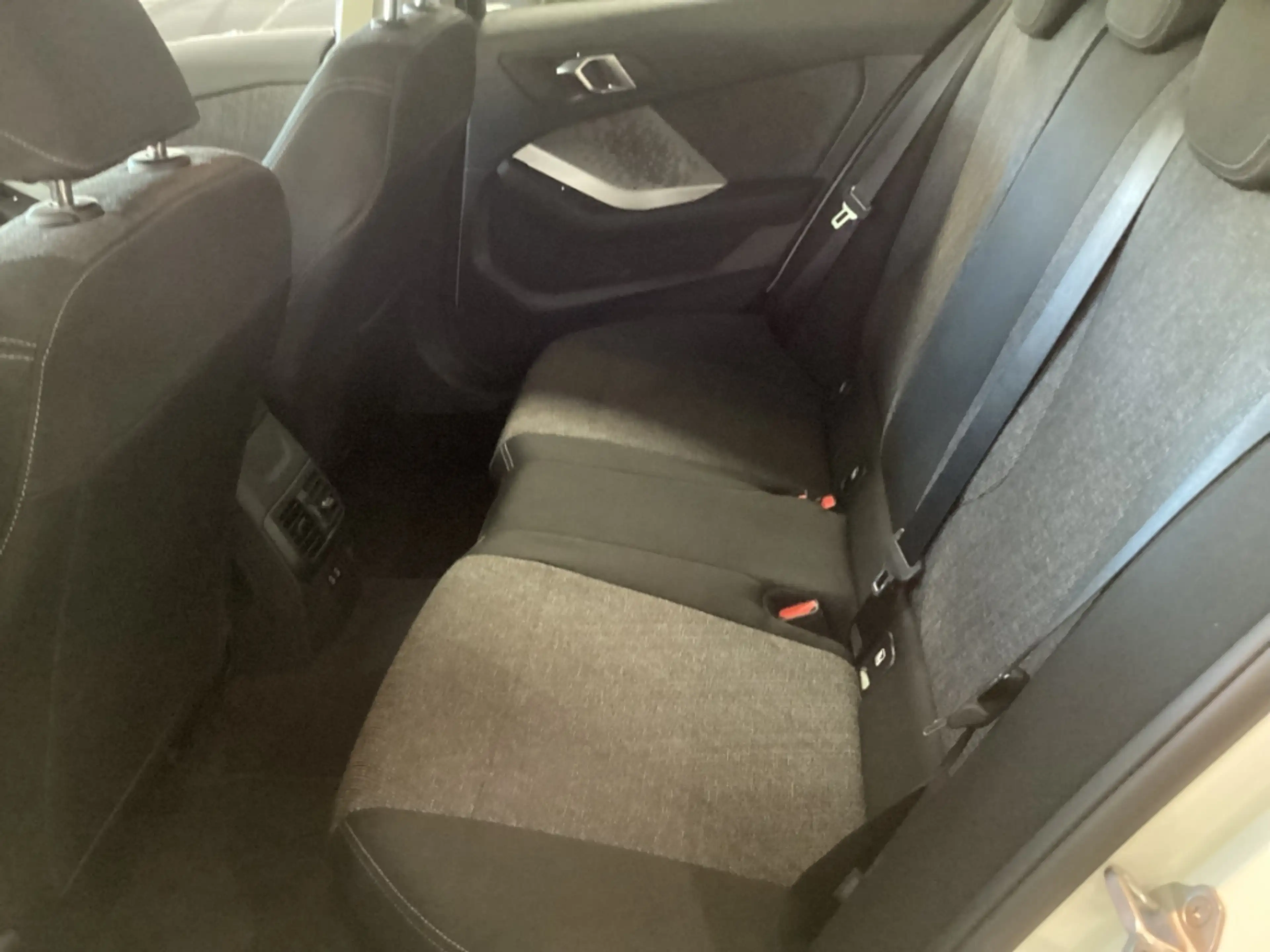 BMW 120 Navi adLED SHZ Alarm Klimaaut Sonnenschutz DrivAss — photo 9