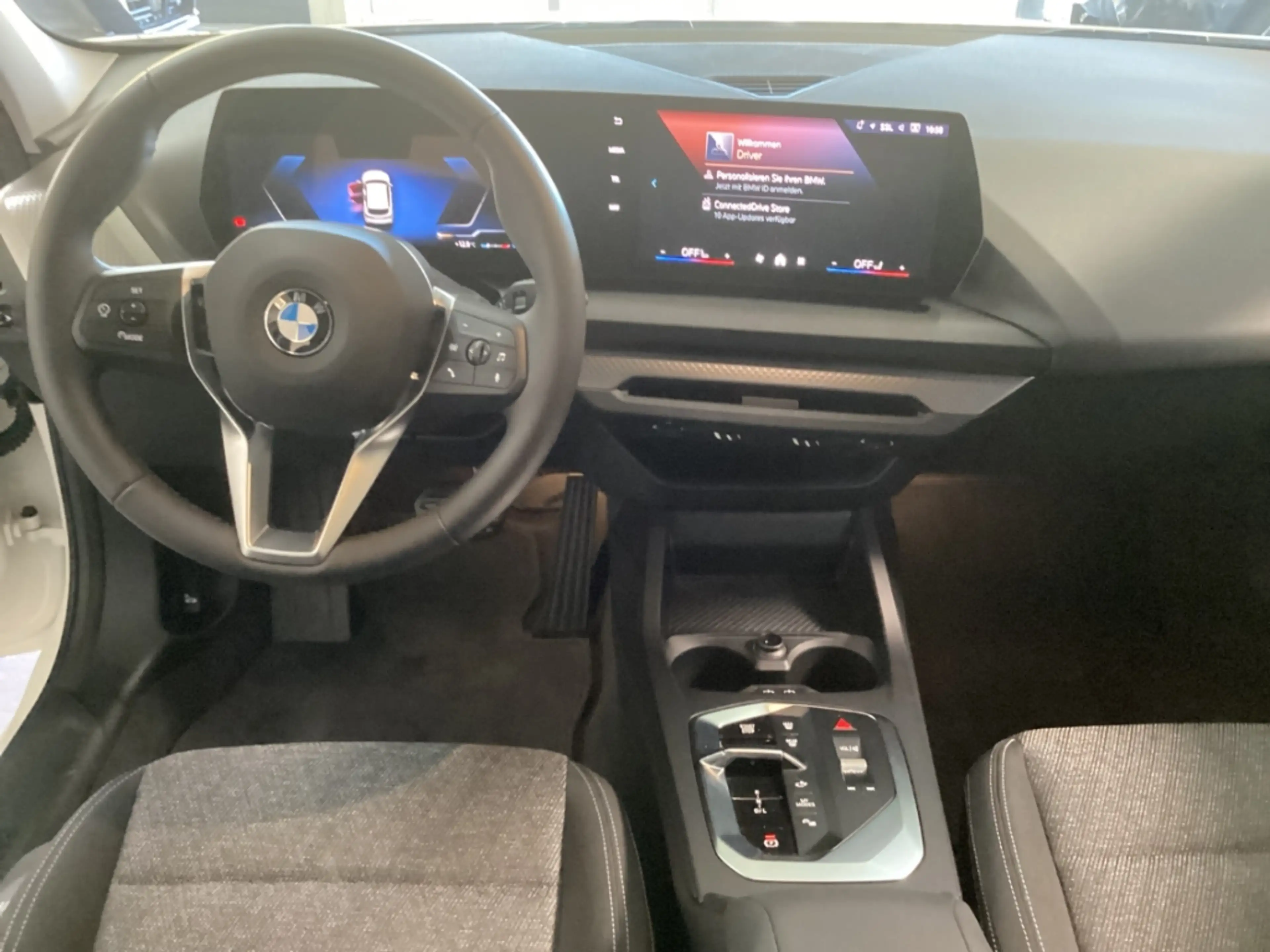 BMW 120 Navi adLED SHZ Alarm Klimaaut Sonnenschutz DrivAss — photo 10