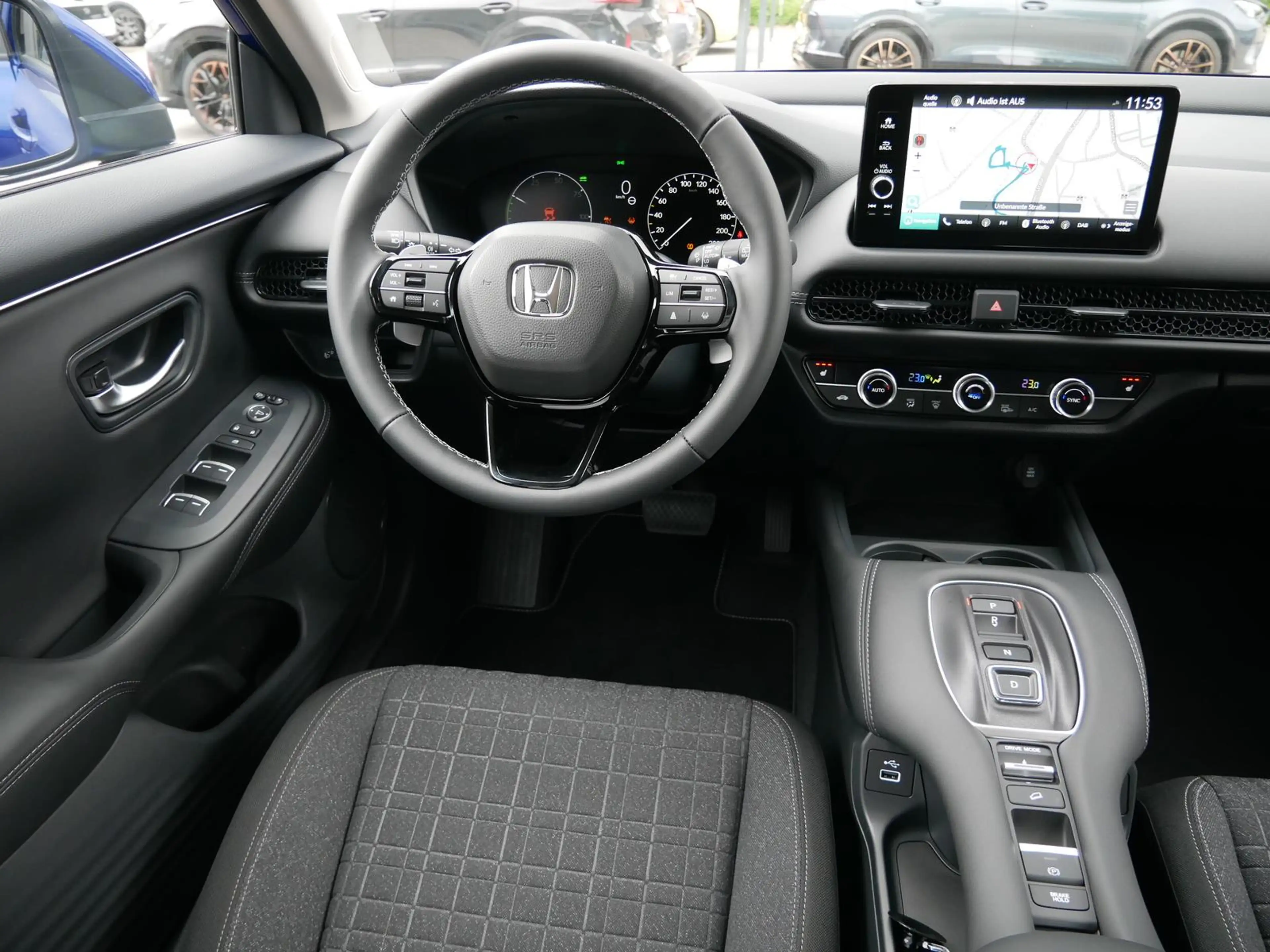 Honda ZR-V 2.0 i-MMD HYBRID ELEGANCE NAVI+ACC+8JGAR — photo 13