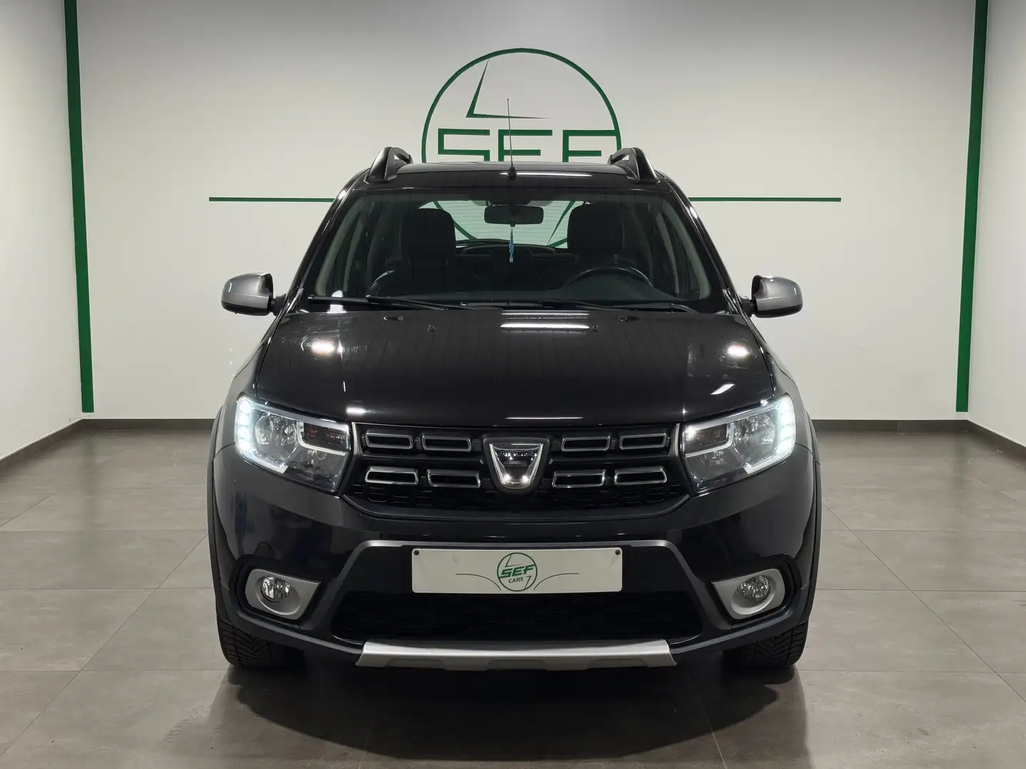 Dacia Sandero * Stepway * 1.5 dCi * AUTOMATIQUE * GPS * A/C * Zwart - 2