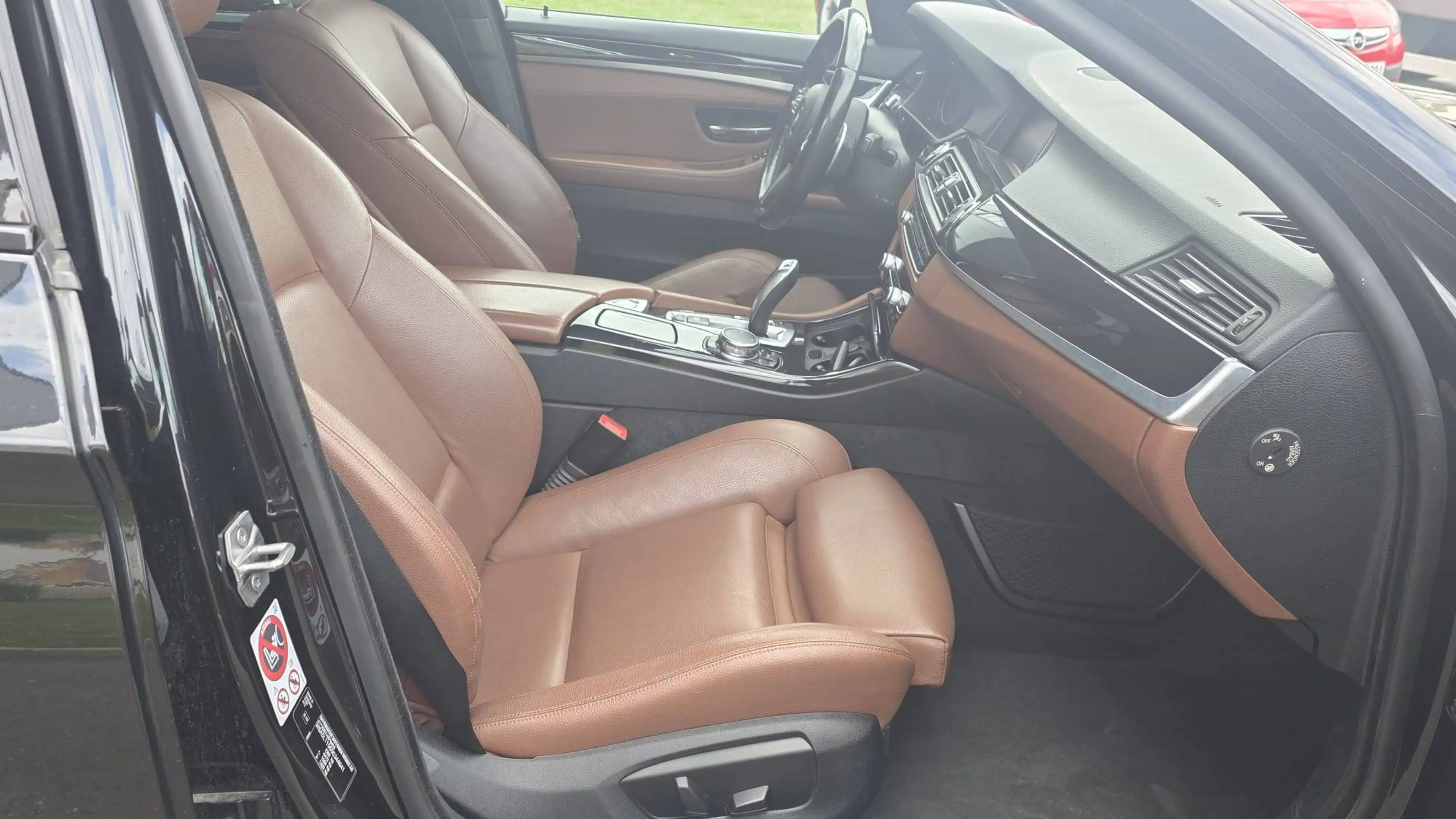 BMW 518 Touring 518 dA — photo 13