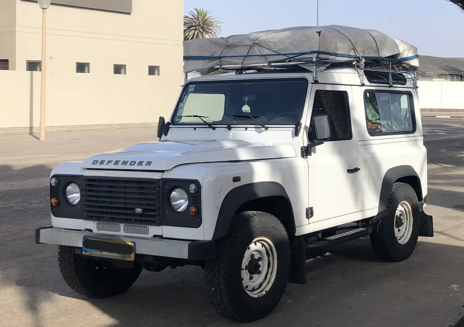 Land Rover Defender Defender 90 DPF Station Wagon Rough II Weiß - 1