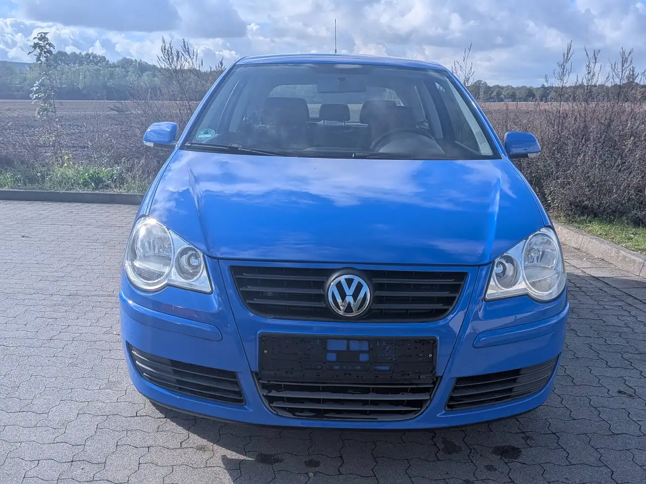 Volkswagen Polo Comfortline*Klima*Tüv neu*Allwetterreifen — photo 1 of 13