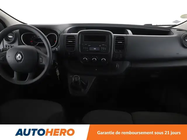 Renault Trafic view 12