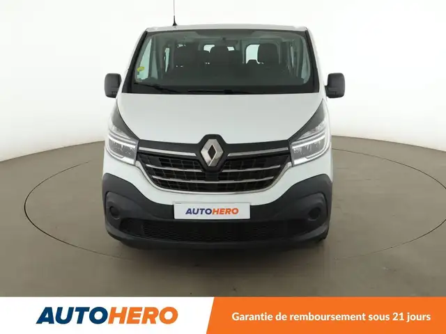 Renault Trafic view 9