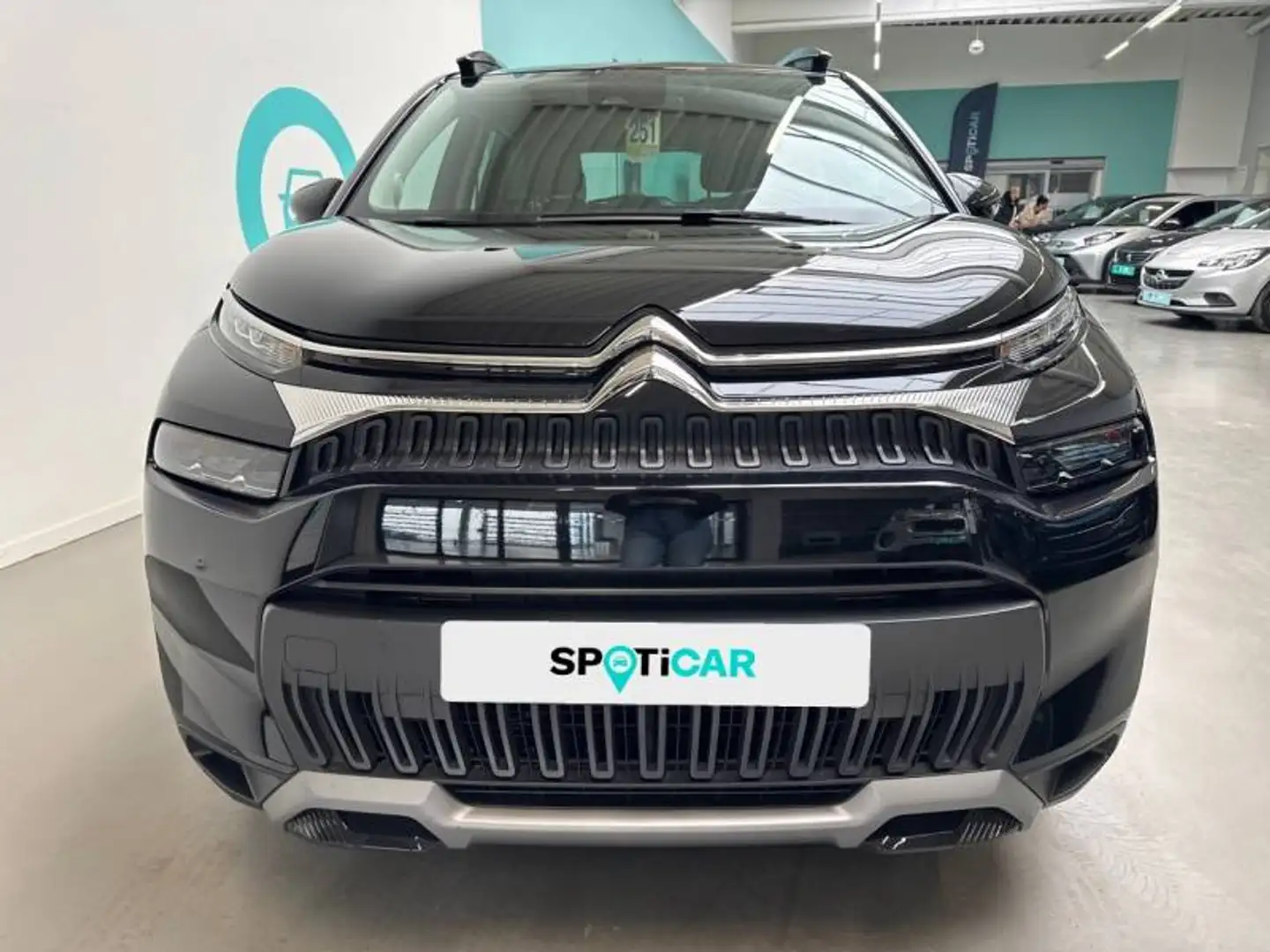 Citroen C3 Aircross 1 1.2 PureTech 110 S&S MAN6 Shine Zwart - 2