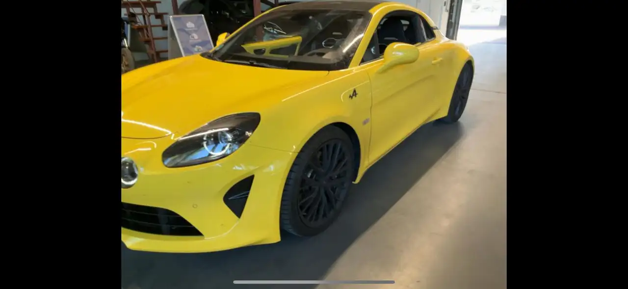 Alpine A110 2021