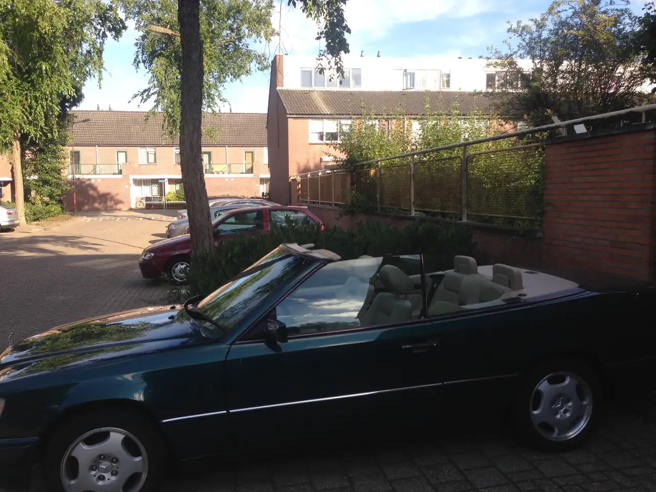 Mercedes-Benz E 200, foto 3