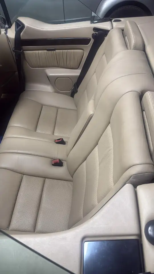 Mercedes-Benz E 200, foto 12