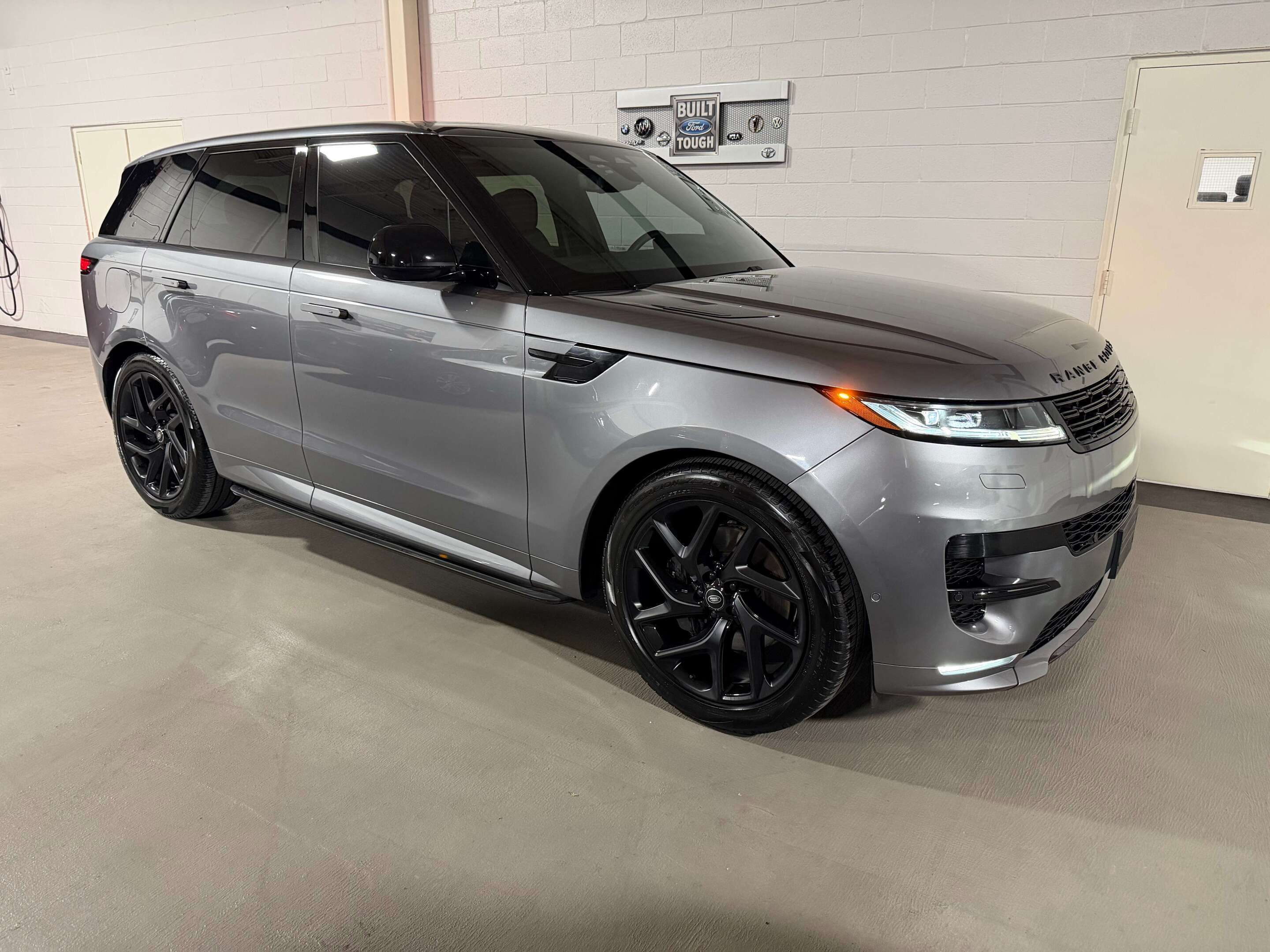 2024 Land Rover Range Rover Sport P400 Dynamic SE AWD