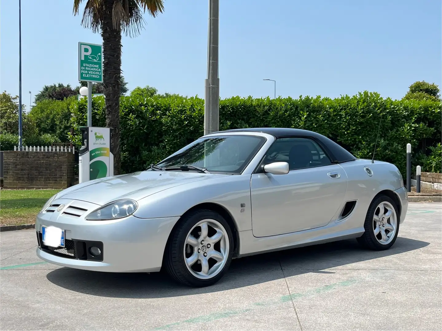 MG TF MG TF 1.6 LE c/HardTop 115cv Plateado - 1