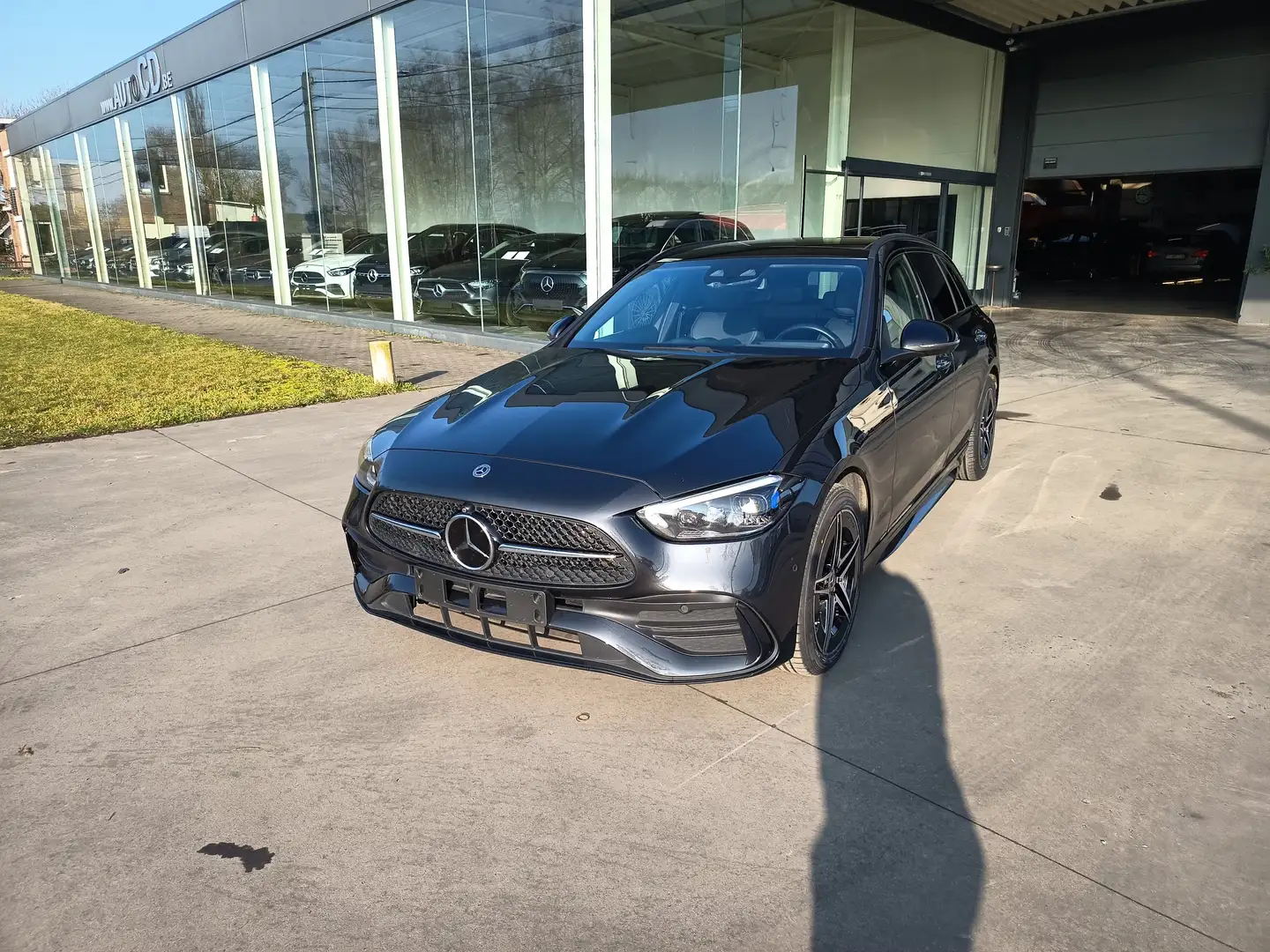 Mercedes-Benz C 300 e AMG&Night-pakket Pano 360°CAM Memory Keyless Grijs - 2