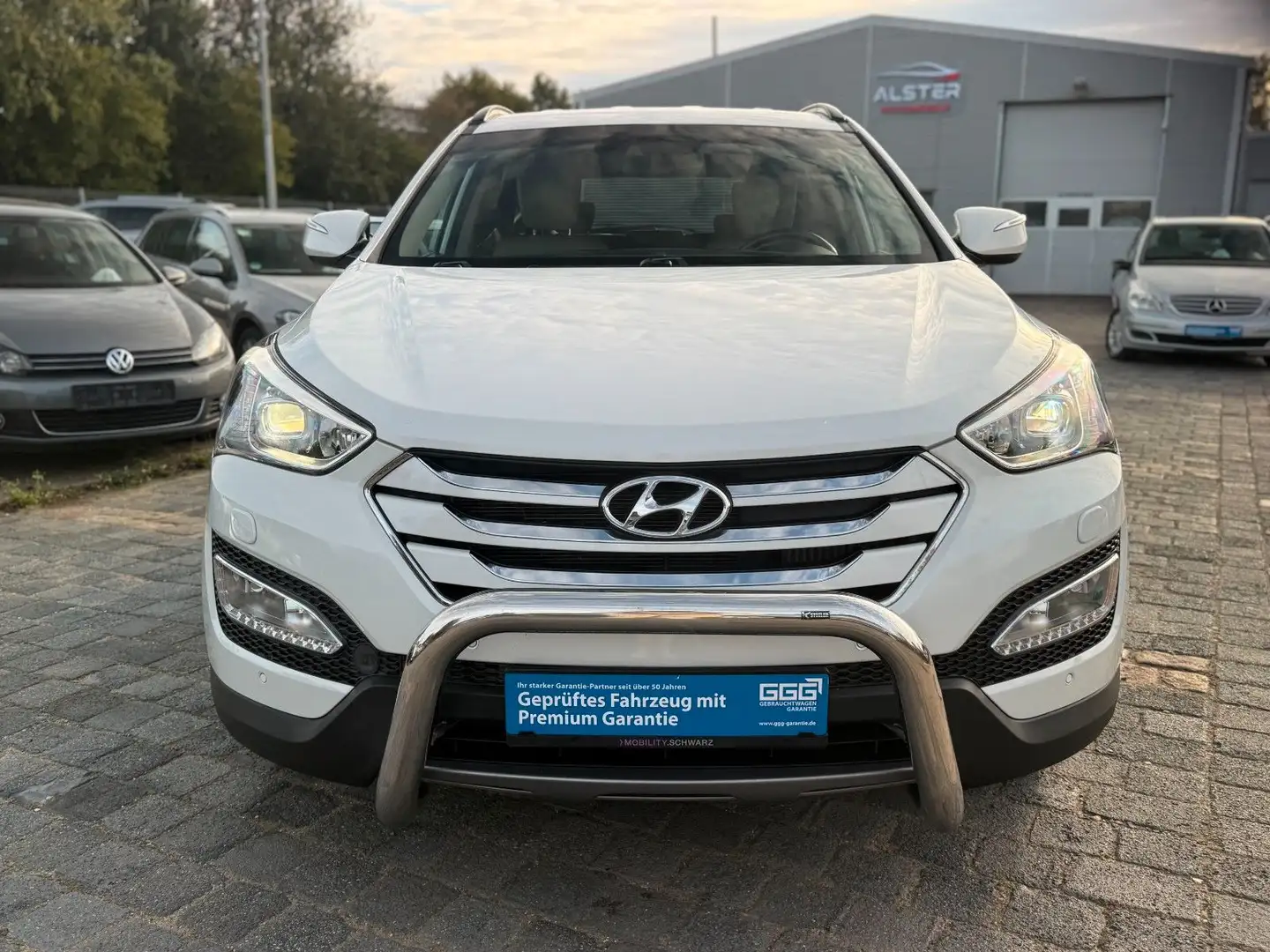 Hyundai SANTA FE Premium 2.2 Allrad 4WD *AHK* Weiß - 2