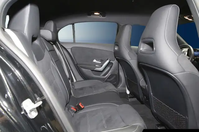 Mercedes-Benz A-Class view 9