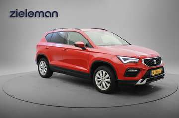 1.0 TSI Style Business Intense - Carplay, Panorama