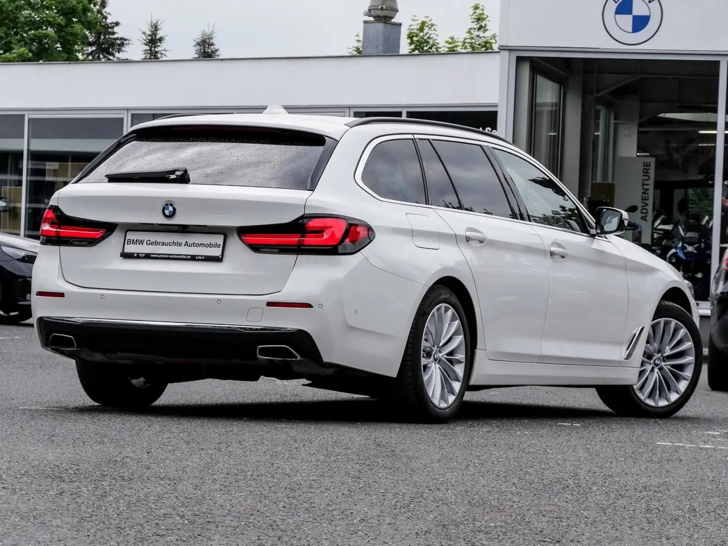 BMW 530 i xDrive LUXURY LINE+ACC+DA+PA+HiFi+STANDHZG Fehér - 2