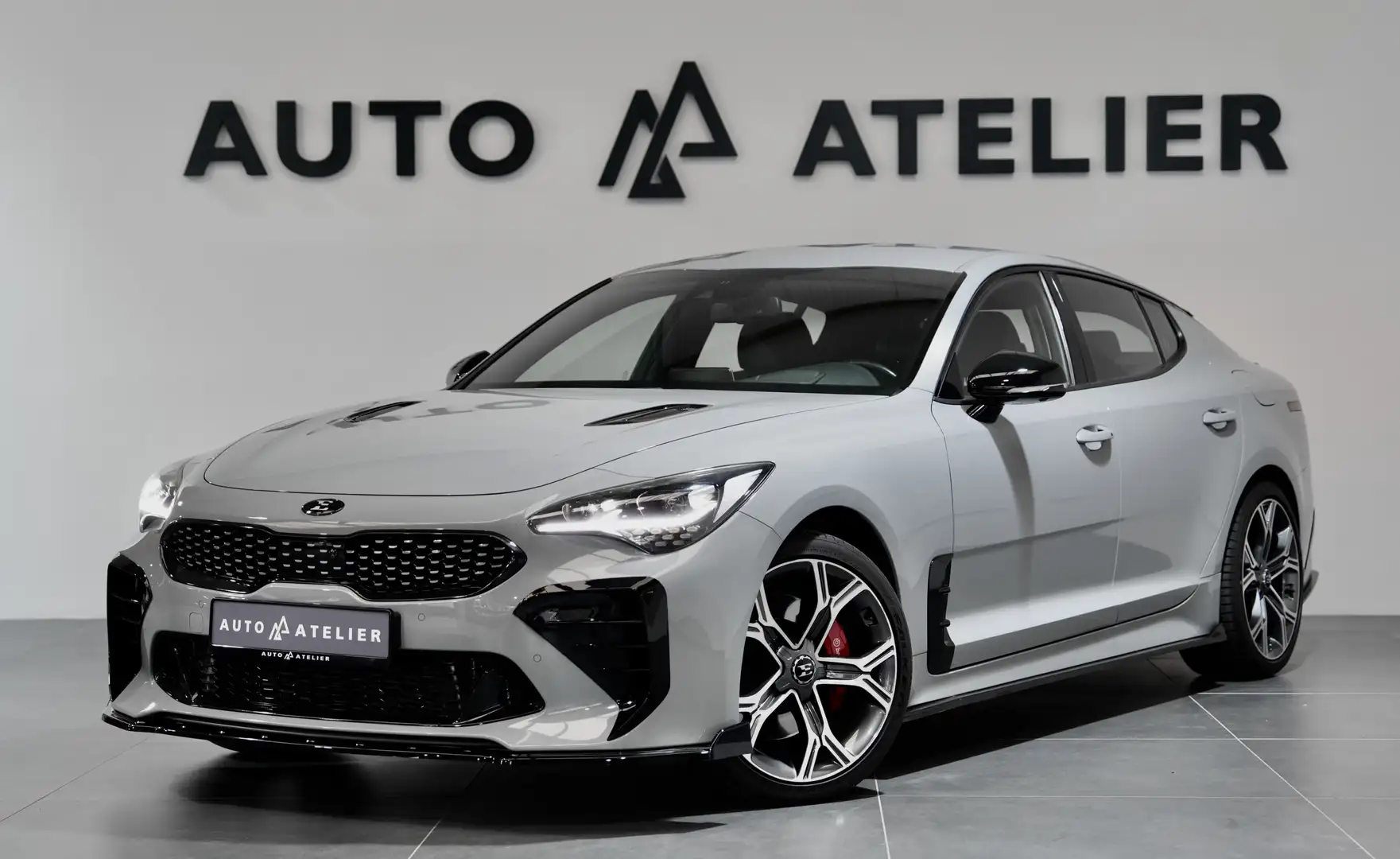 Kia Stinger GT 4WD*2.HD*ACC*H-UP*BI-LED*NAVI*KEY-GO* Gris - 2