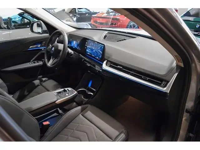 BMW X1 view 4