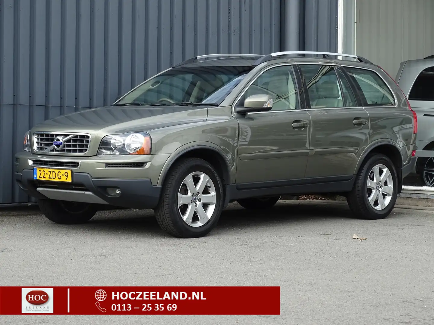 Volvo XC90 2.5 T5 Limited Edition RHD | 7-Zits Groen - 1