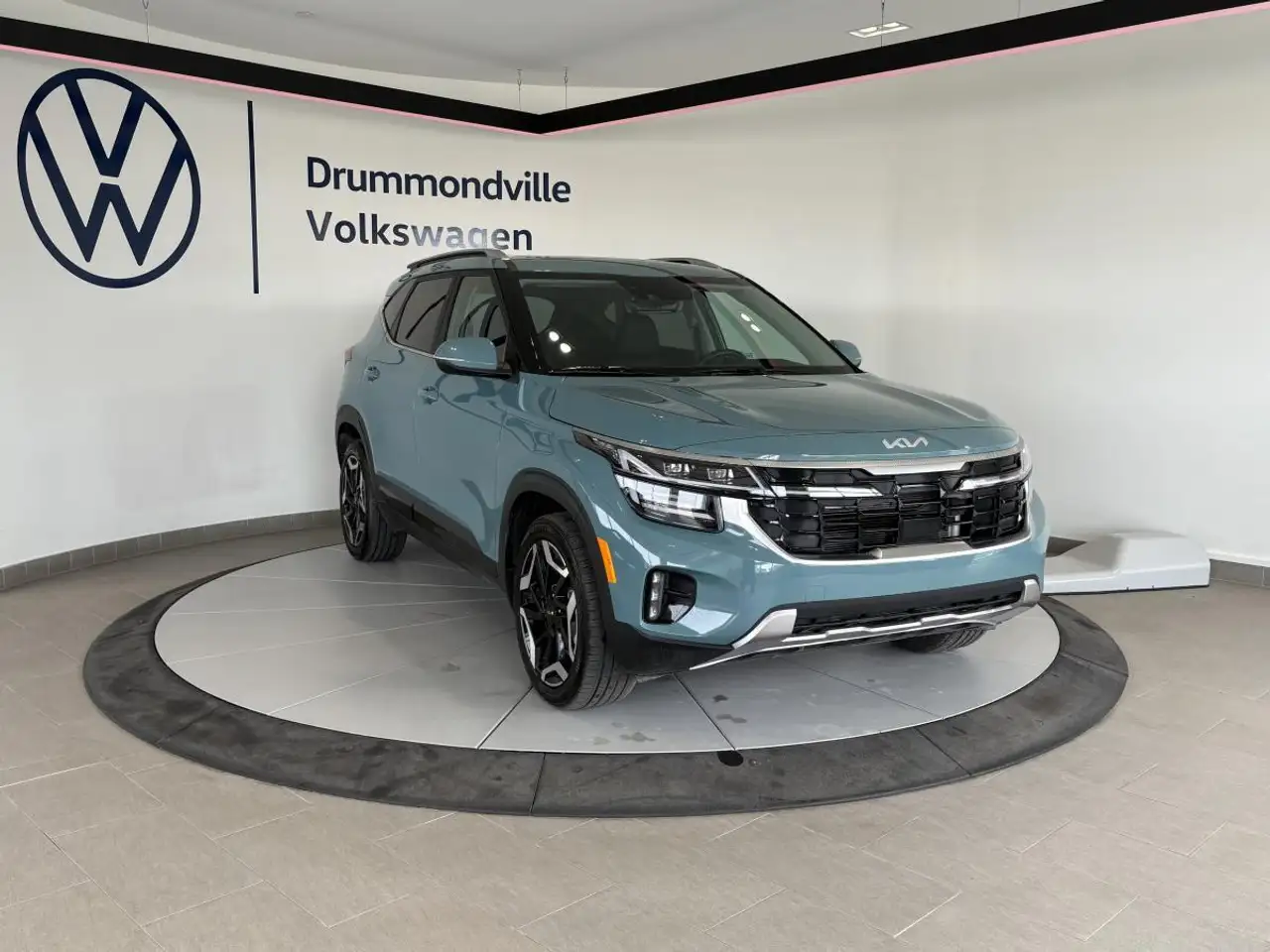 Kia Seltos снимка Kia Seltos