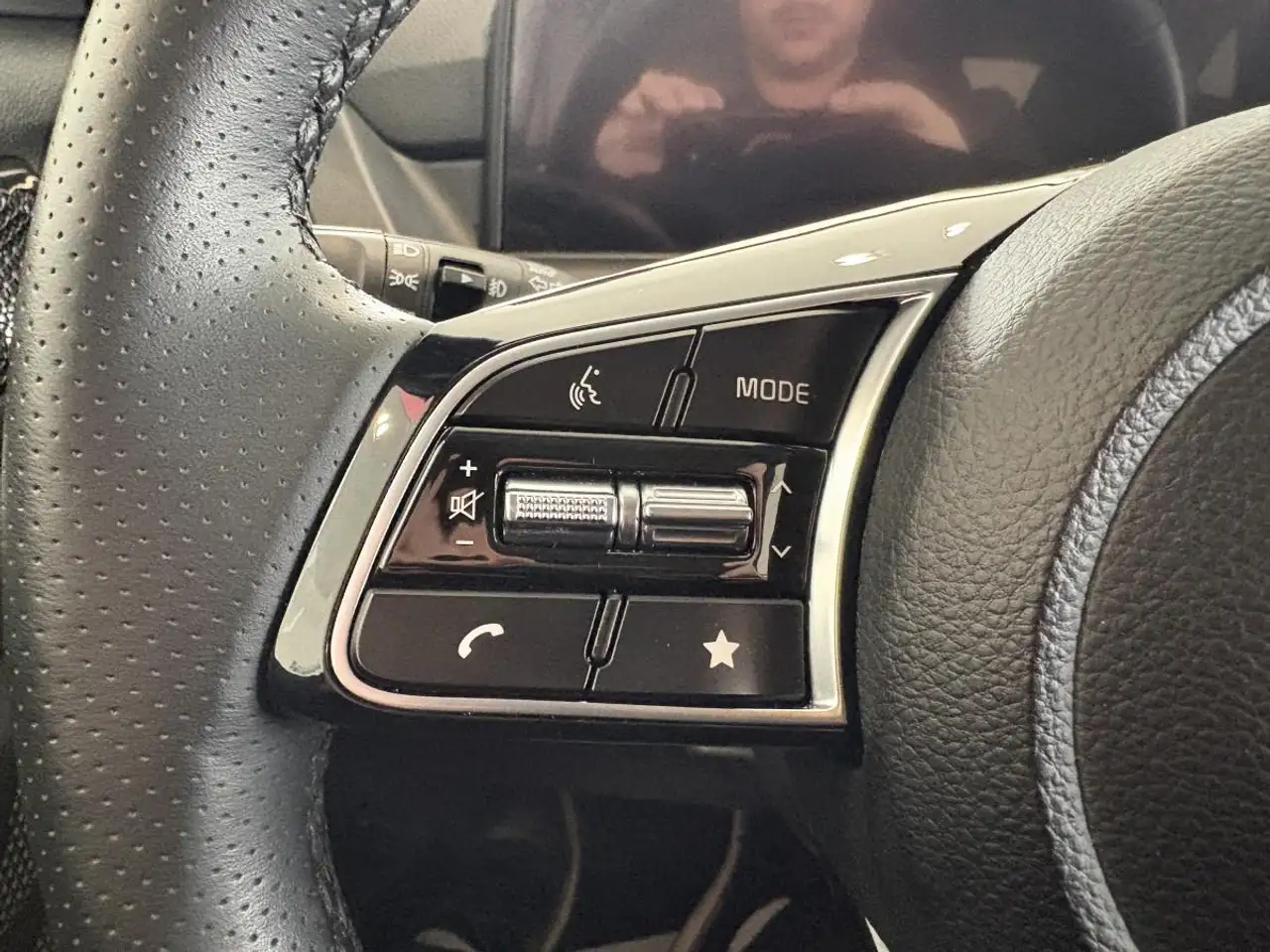 Kia Seltos снимка Kia Seltos